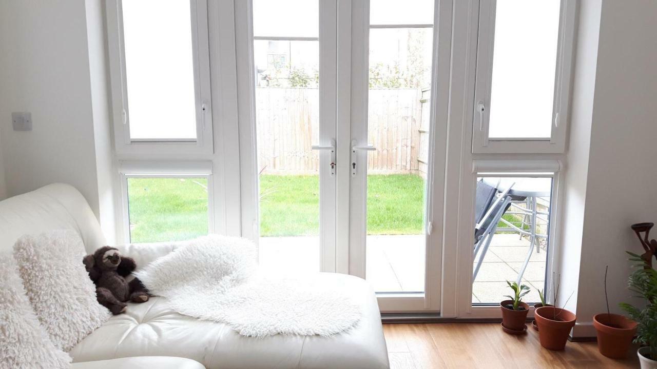 Bed and breakfast Lavi'S House-East Milton Keynes Extérieur photo