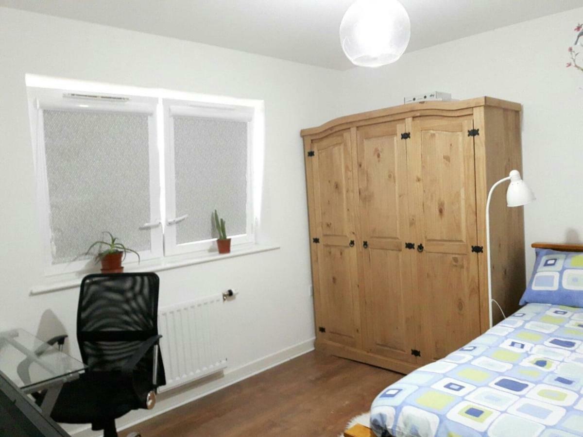 Bed and breakfast Lavi'S House-East Milton Keynes Extérieur photo